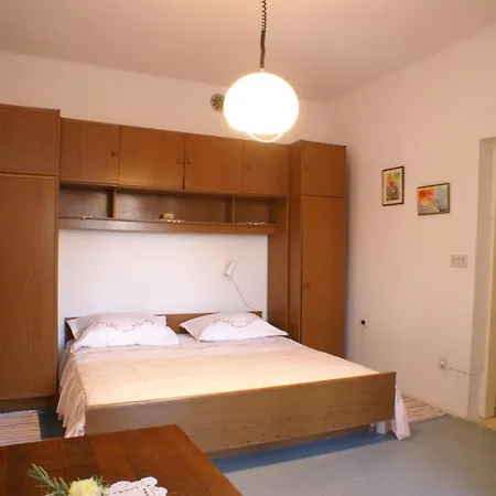 Apartman With Wifi - 4374